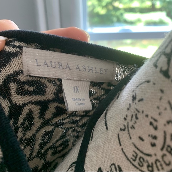 Laura Ashley Woman’s Cardigan - Picture 3 of 4